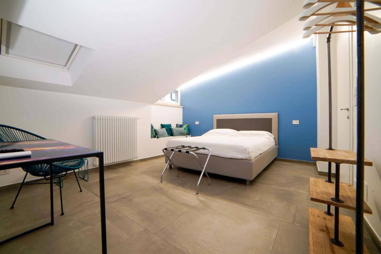 B&B Luci Di Stelle サルッツォ エクステリア 写真