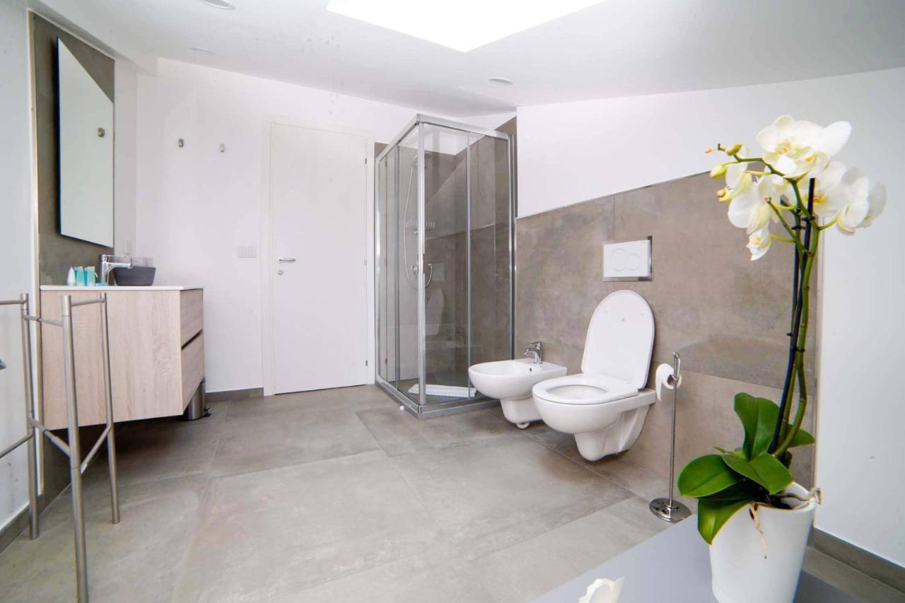 B&B Luci Di Stelle サルッツォ エクステリア 写真