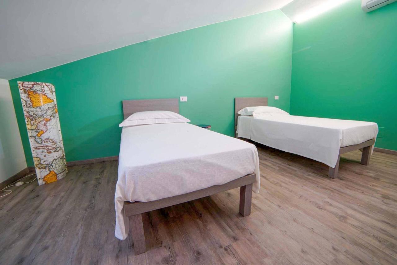 B&B Luci Di Stelle サルッツォ エクステリア 写真